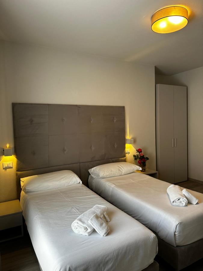 PFA Hotel Ginevra Cavo Extérieur photo